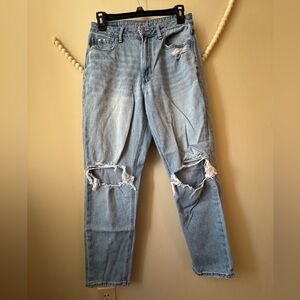 American Eagle Mom Jean Size 6 regular
